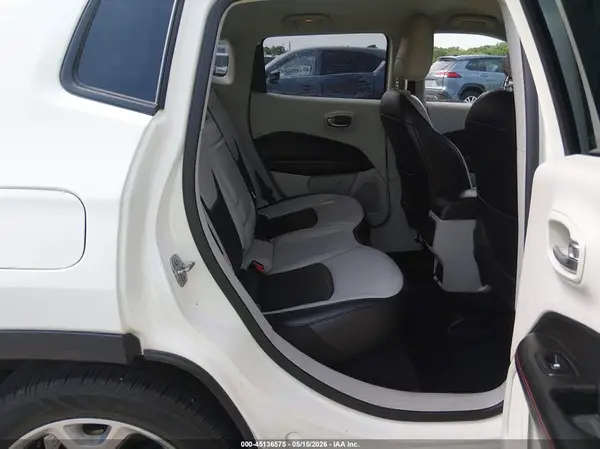3C4NJCCB9KT819337 2019 JEEP COMPASS - Image 8