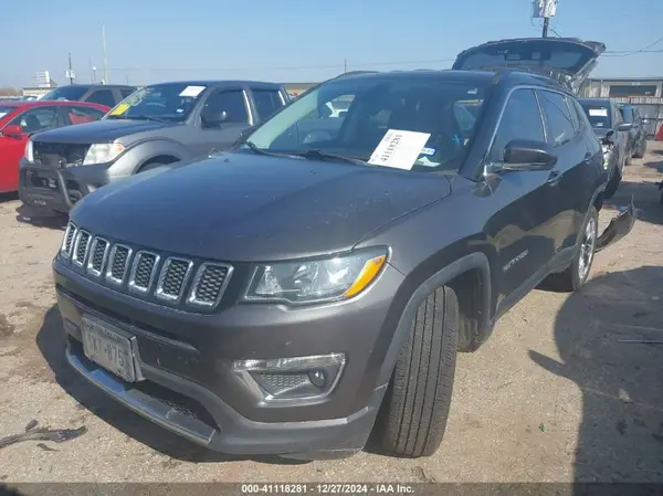 3C4NJCCB9LT125667 2020 JEEP COMPASS - Image 2