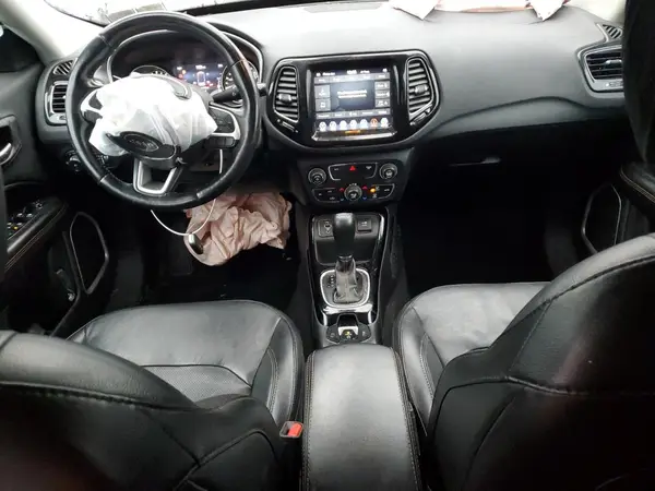 3C4NJCCB9LT140301 2020 JEEP COMPASS - Image 8