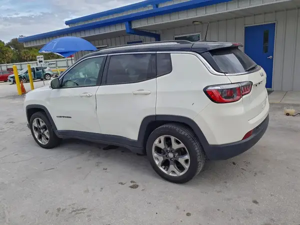 3C4NJCCB9LT141030 2020 JEEP COMPASS - Image 2