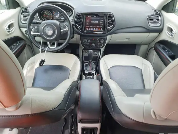 3C4NJCCB9LT141030 2020 JEEP COMPASS - Image 8