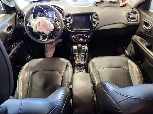 3C4NJCCBXJT248228 2018 JEEP COMPASS - Image 8