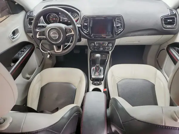 3C4NJCCBXJT357921 2018 JEEP COMPASS - Image 8