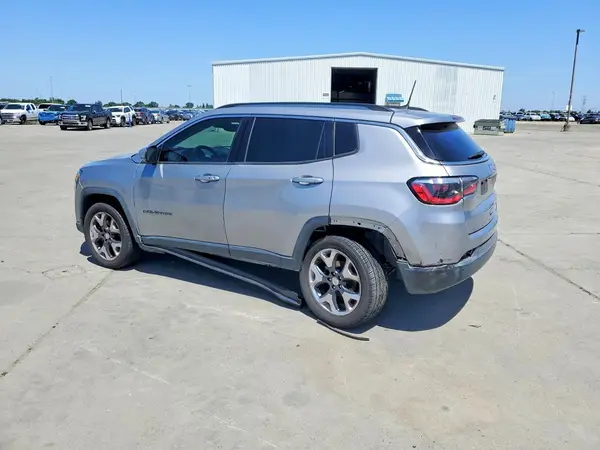3C4NJCCBXJT362357 2018 JEEP COMPASS - Image 2