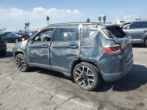 3C4NJCCBXJT420466 2018 JEEP COMPASS - Image 2