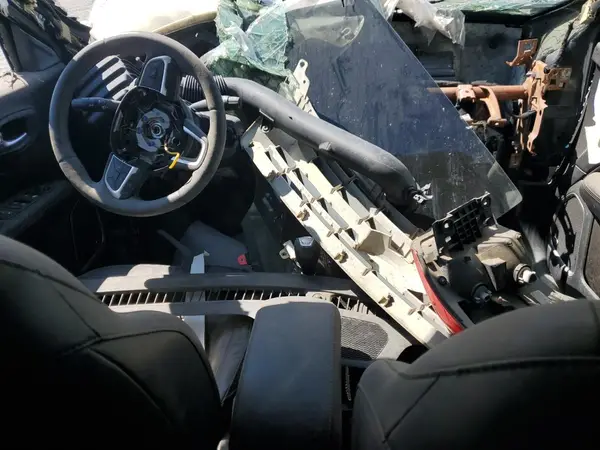 3C4NJCCBXJT420466 2018 JEEP COMPASS - Image 8