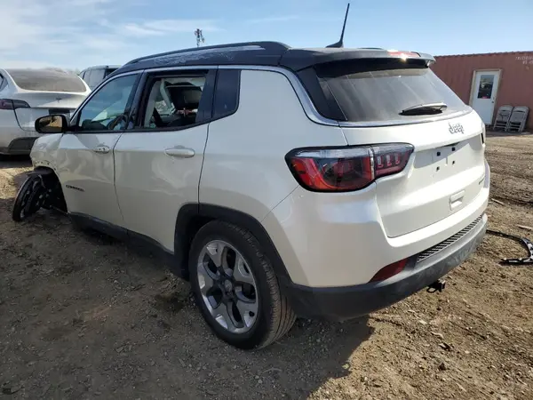 3C4NJCCBXJT499945 2018 JEEP COMPASS - Image 2