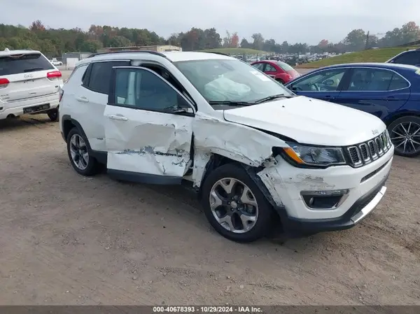 3C4NJCCBXKT676236 2019 JEEP COMPASS - Image 1