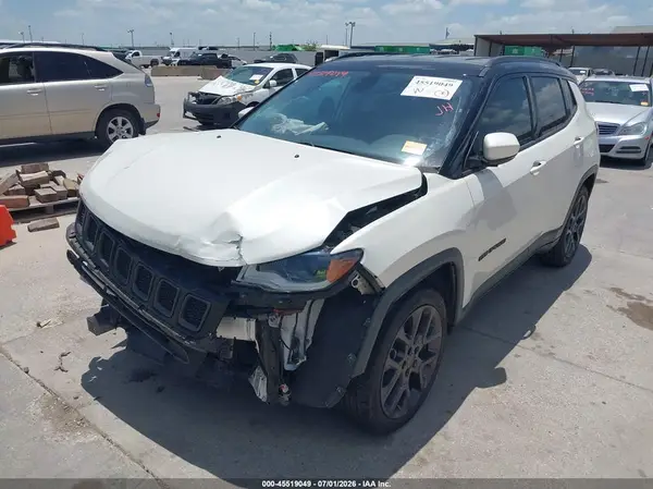 3C4NJCCBXKT692842 2019 JEEP COMPASS - Image 2