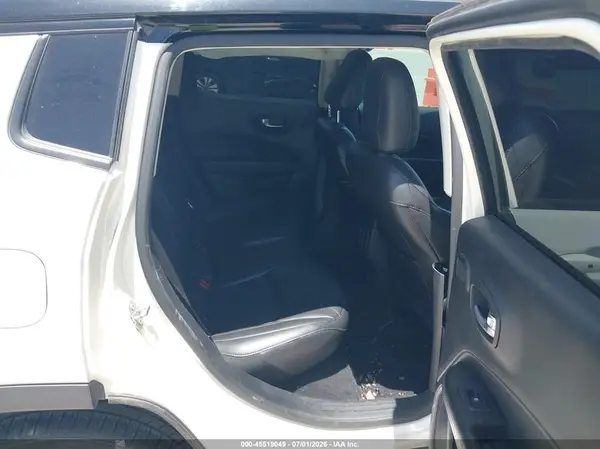3C4NJCCBXKT692842 2019 JEEP COMPASS - Image 8