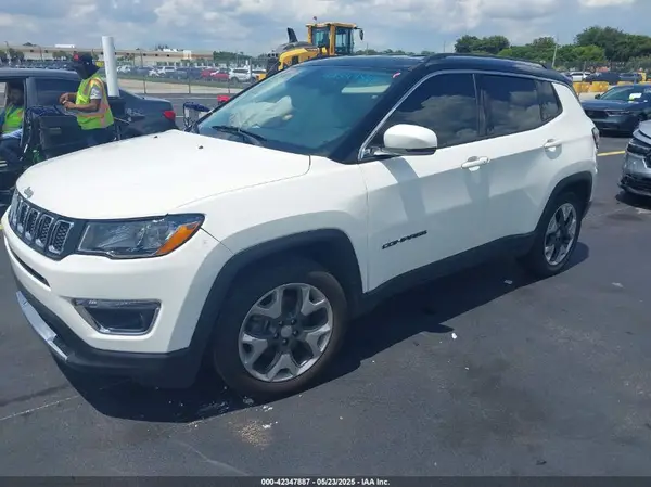 3C4NJCCBXKT725774 2019 JEEP COMPASS - Image 2