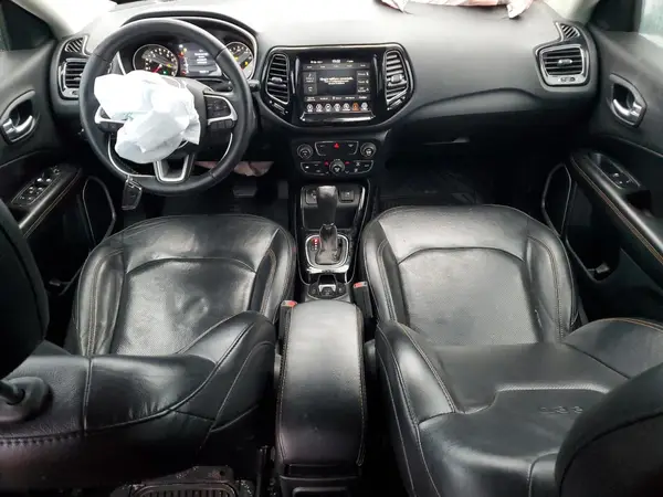 3C4NJCCBXKT782153 2019 JEEP COMPASS - Image 8