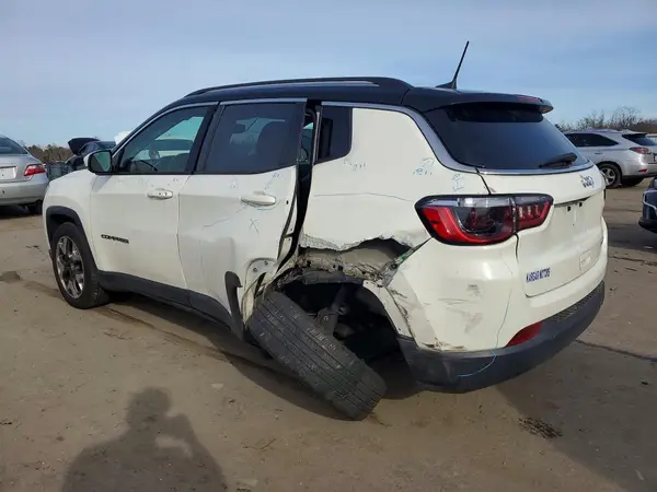 3C4NJCCBXLT107971 2020 JEEP COMPASS - Image 2