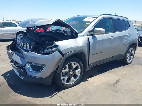 3C4NJCCBXLT122597 2020 JEEP COMPASS - Image 2