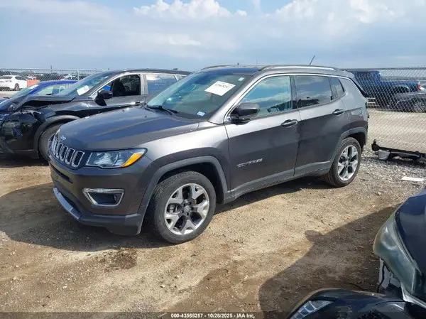 3C4NJCCBXLT126195 2020 JEEP COMPASS - Image 2