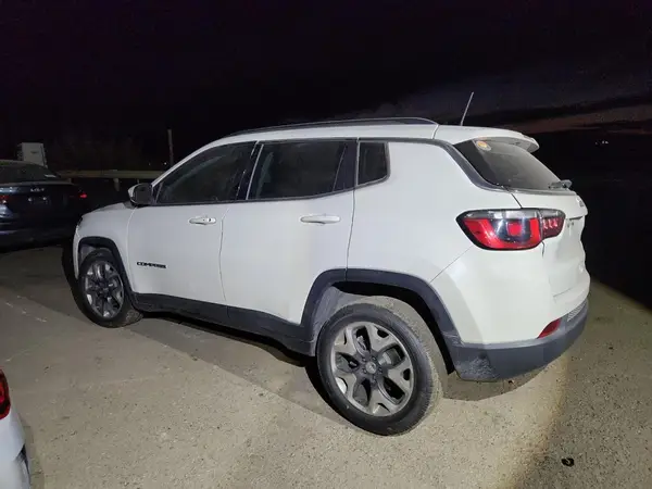 3C4NJCCBXLT128786 2020 JEEP COMPASS - Image 2
