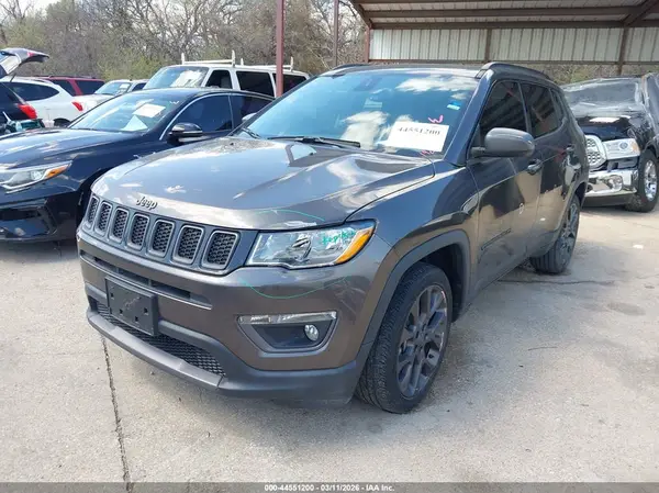 3C4NJCEB0MT570989 2021 JEEP COMPASS - Image 2