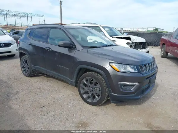 3C4NJCEB0MT604218 2021 JEEP COMPASS - Image 1