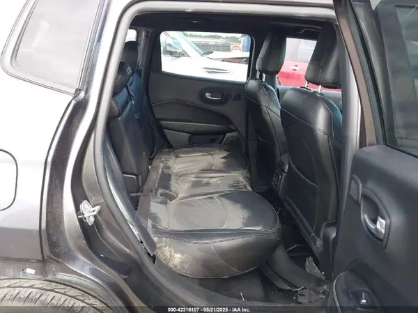 3C4NJCEB0MT604218 2021 JEEP COMPASS - Image 8