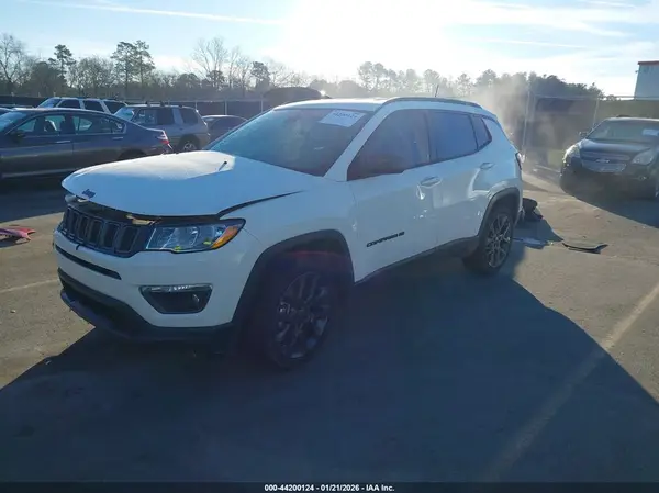 3C4NJCEB2MT545852 2021 JEEP COMPASS - Image 2