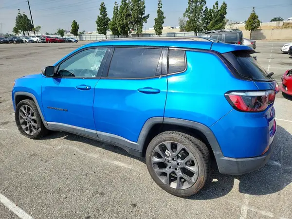 3C4NJCEB5MT564184 2021 JEEP COMPASS - Image 2