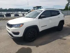 3C4NJCEB5MT581101 2021 JEEP COMPASS