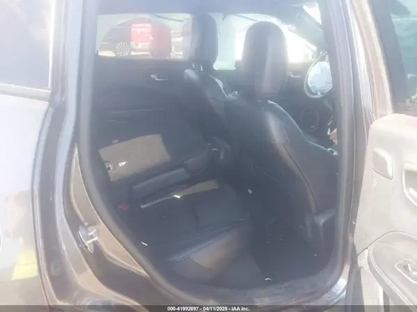 3C4NJCEB5MT604067 2021 JEEP COMPASS - Image 8