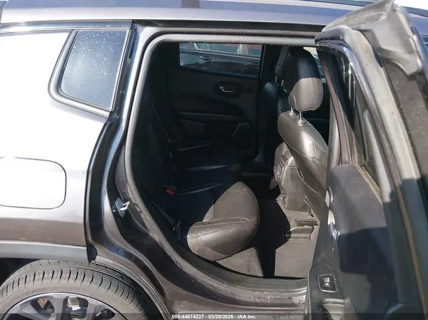3C4NJCEB6MT560824 2021 JEEP COMPASS - Image 8