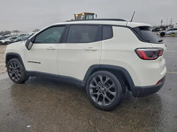 3C4NJCEB6MT567482 2021 JEEP COMPASS - Image 2