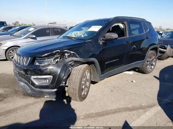 3C4NJCEB6MT602280 2021 JEEP COMPASS - Image 2