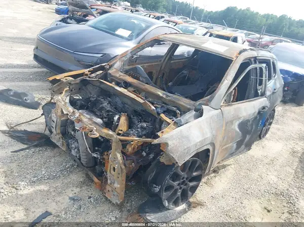 3C4NJCEBXMT556369 2021 JEEP COMPASS - Image 2