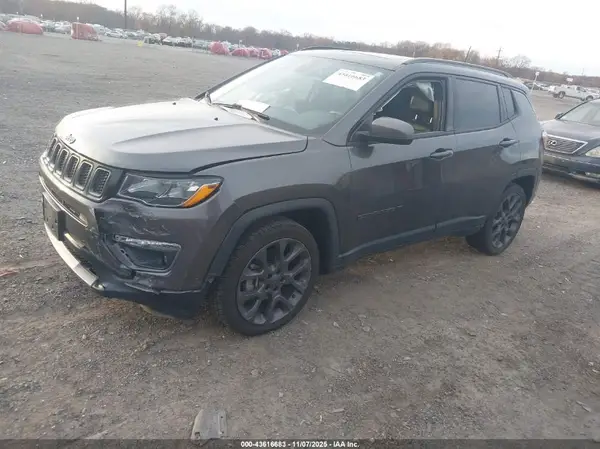 3C4NJCEBXMT577142 2021 JEEP COMPASS - Image 2