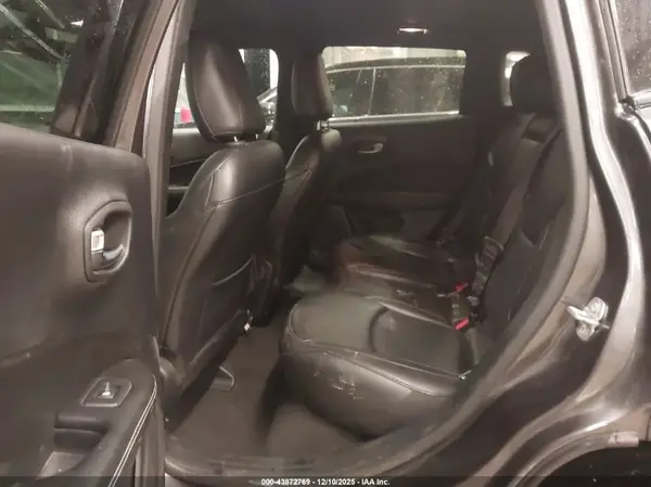 3C4NJCEBXMT593812 2021 JEEP COMPASS - Image 8