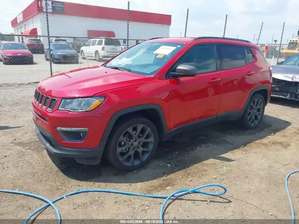 3C4NJCEBXMT602198 2021 JEEP COMPASS - Image 2