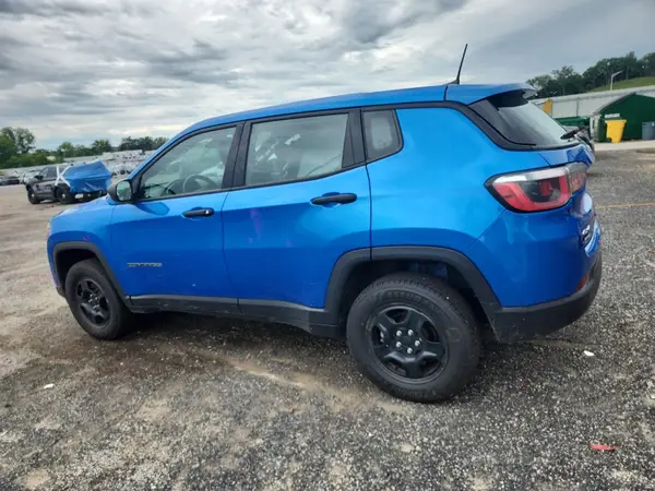 3C4NJDAB0JT186850 2018 JEEP COMPASS - Image 2