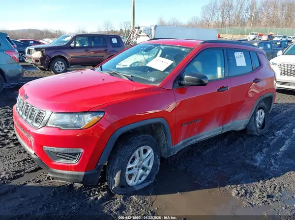 3C4NJDAB0JT191059 2018 JEEP COMPASS - Image 2