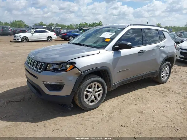 3C4NJDAB0JT191871 2018 JEEP COMPASS - Image 2