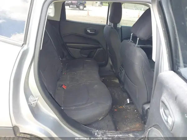 3C4NJDAB0JT191871 2018 JEEP COMPASS - Image 8