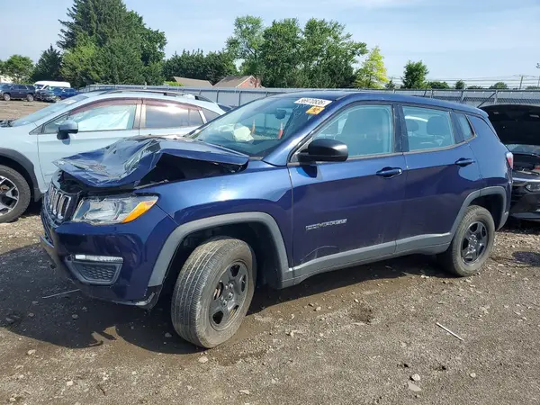 3C4NJDAB0JT256749 2018 JEEP COMPASS - Image 1