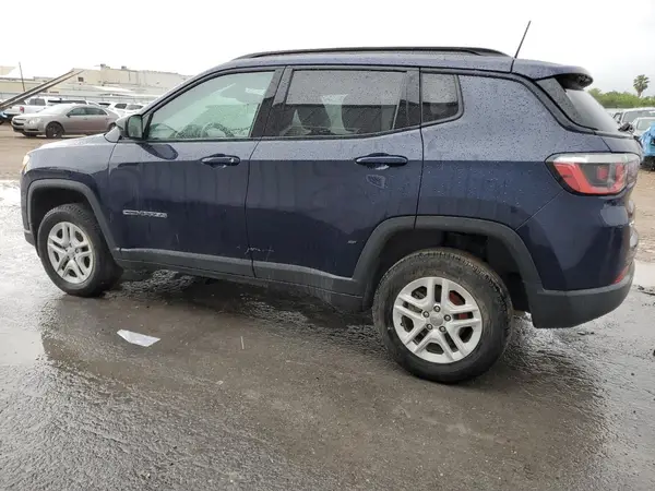 3C4NJDAB0JT282896 2018 JEEP COMPASS - Image 2