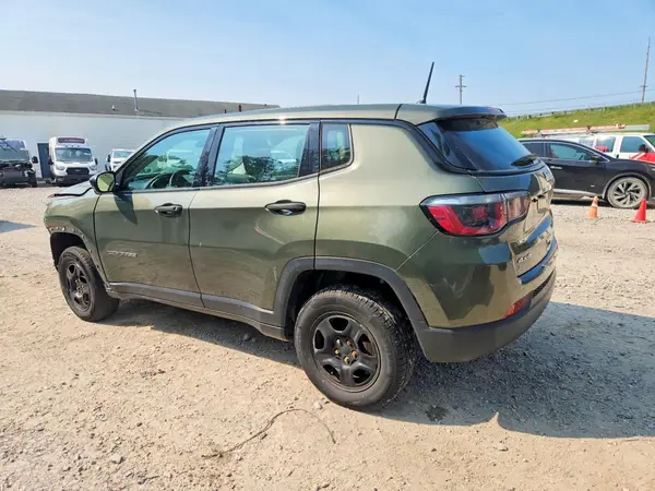 3C4NJDAB0JT330834 2018 JEEP COMPASS - Image 2