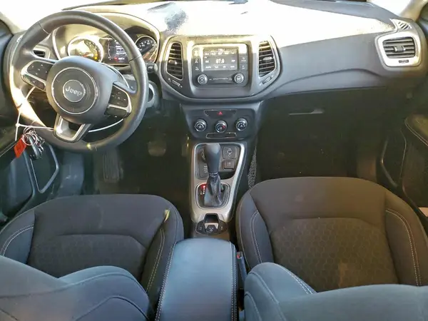 3C4NJDAB0JT422350 2018 JEEP COMPASS - Image 8