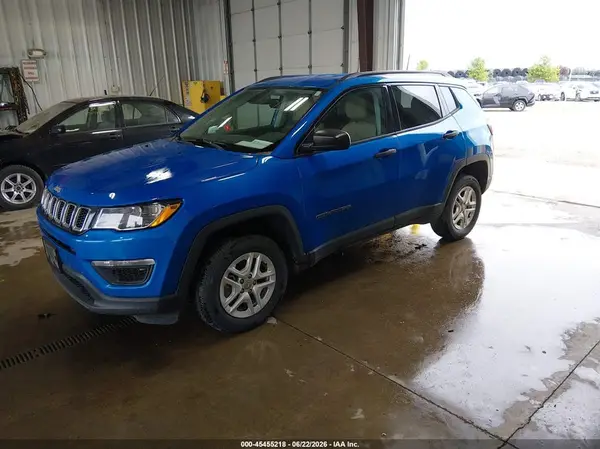 3C4NJDAB0JT422803 2018 JEEP COMPASS - Image 2