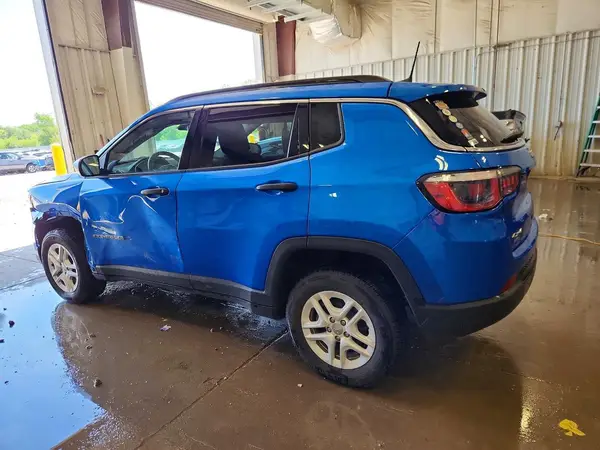 3C4NJDAB0KT601828 2019 JEEP COMPASS - Image 2