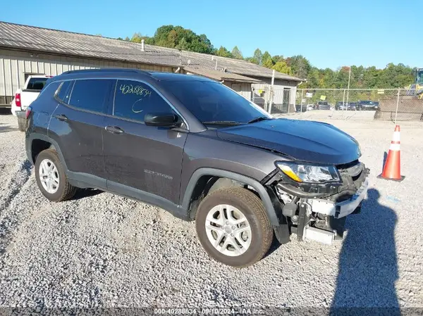 3C4NJDAB0KT628477 2019 JEEP COMPASS - Image 1