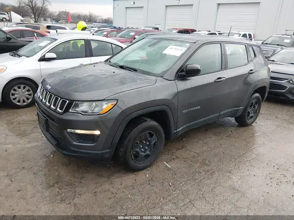 3C4NJDAB0KT794031 2019 JEEP COMPASS - Image 2