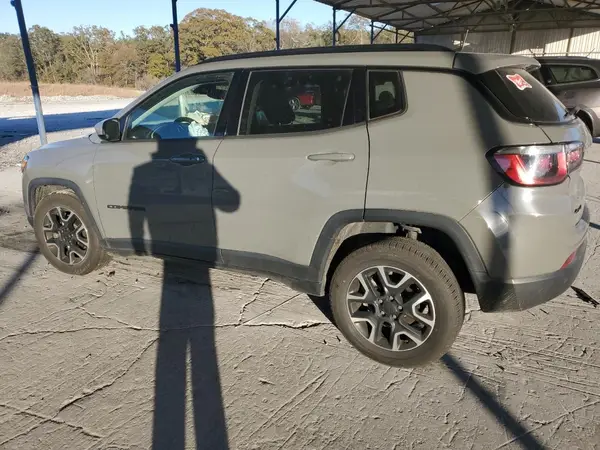 3C4NJDAB0KT846404 2019 JEEP COMPASS - Image 2
