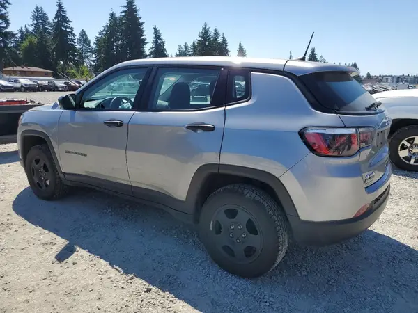 3C4NJDAB0LT135402 2020 JEEP COMPASS - Image 2