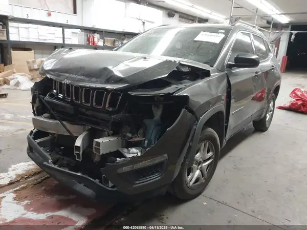 3C4NJDAB0LT145542 2020 JEEP COMPASS - Image 2