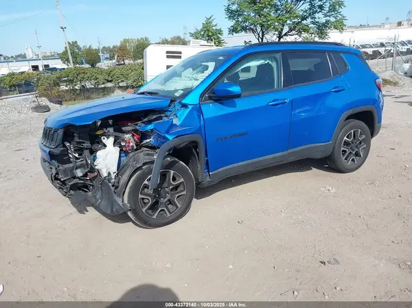 3C4NJDAB0LT167458 2020 JEEP COMPASS - Image 2